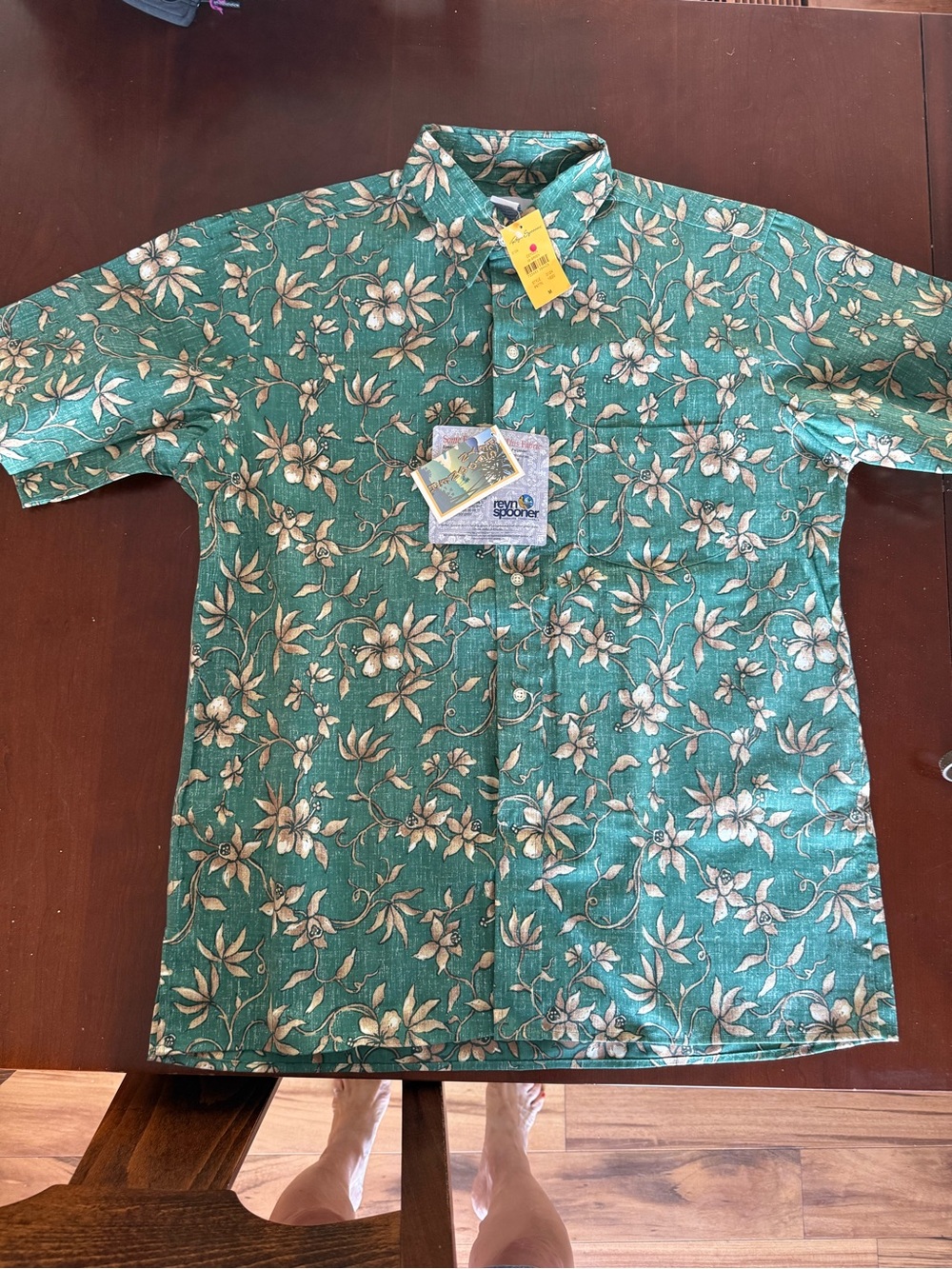 NWT reyn spooner Hawaiian shirt